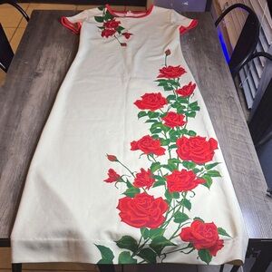 Vintage 1960/70 Alfred Shaheen Floral Rose Hawaiian Mod Dress in Cream and Red